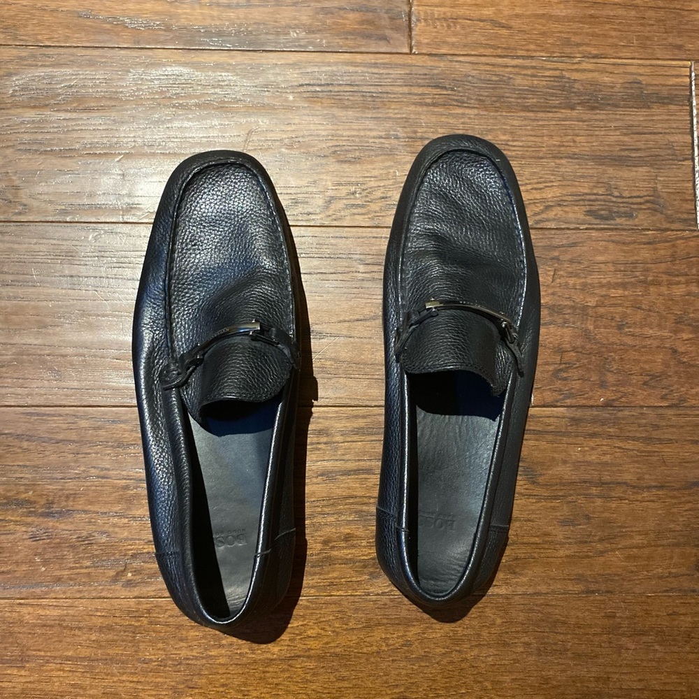 Men’s black GUCCI BOSS shoes